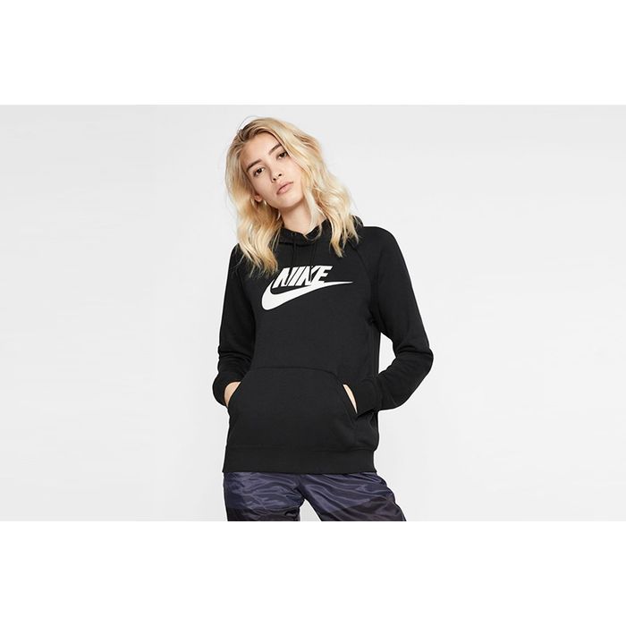 Sportswear Essential