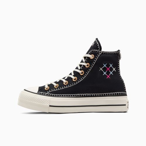 Chuck Taylor All Star Platform Crafted Stitching