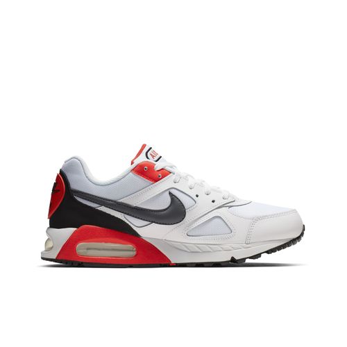 Air Max IVO