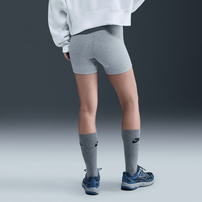 Sportswear Classic