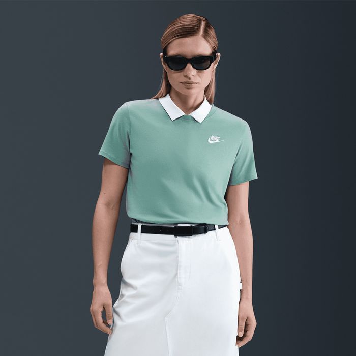 Sportswear Club Essentials