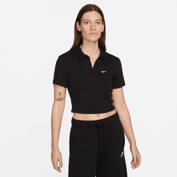 Sportswear Essential