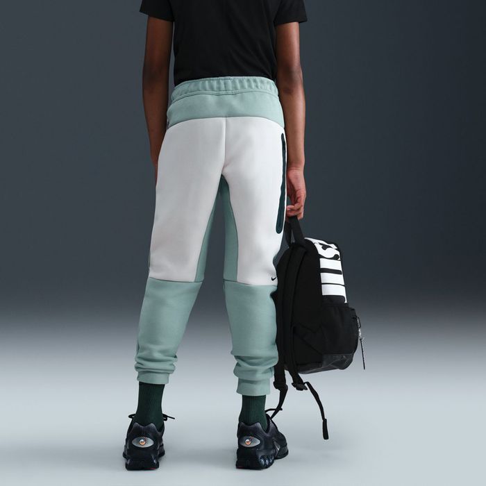 Nike Sportswear Tech Fleece